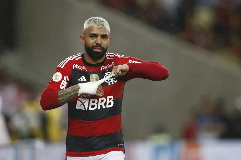 Zinho sai em defesa de Gabigol após polêmica no Flamengo