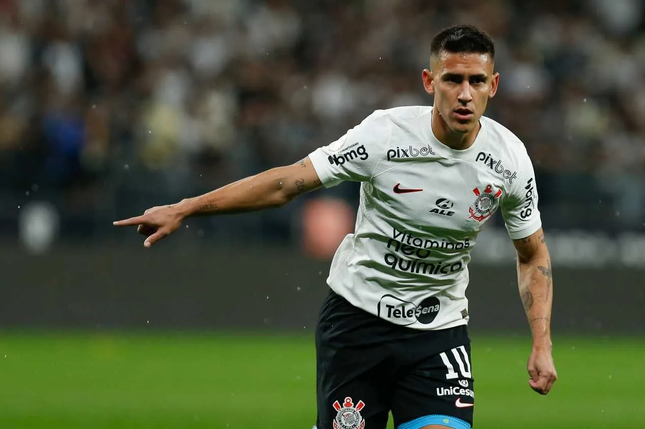 Corinthians usa dinheiro da venda de Murillo para quitar dívida com Rojas; acompanhe