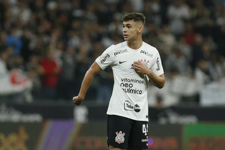 Moscardo fala em sonho de convocação à seleção brasileira e revela conselhos de medalhões do Corinthians