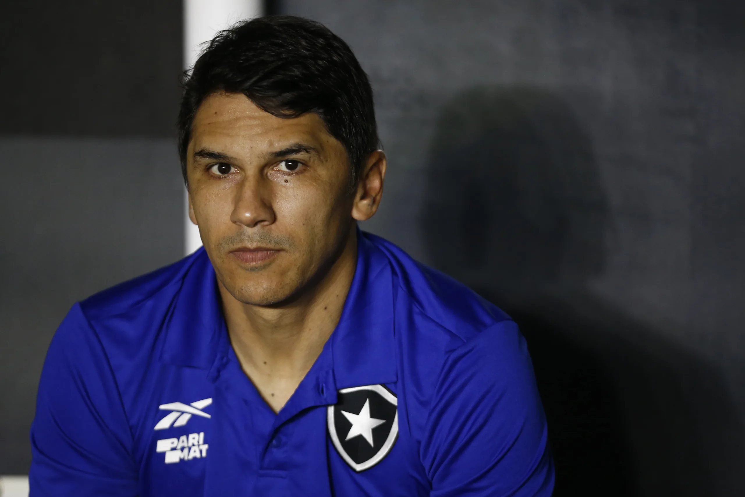 Lúcio Flávio aborda demissão do Botafogo e aponta culpado