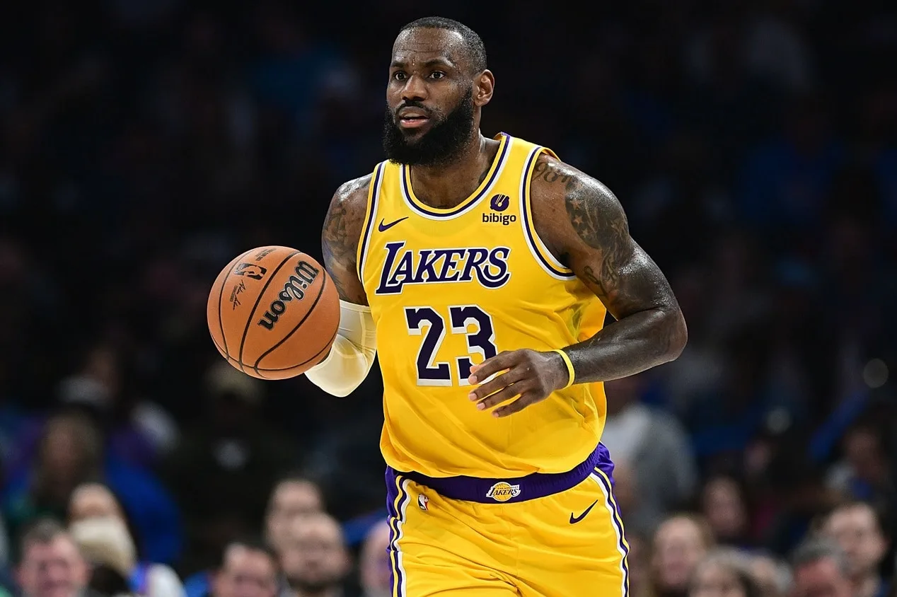 NBA: LeBron James diz que perderá jogo dos Lakers caso precise para ver estreia de Bronny no universitário