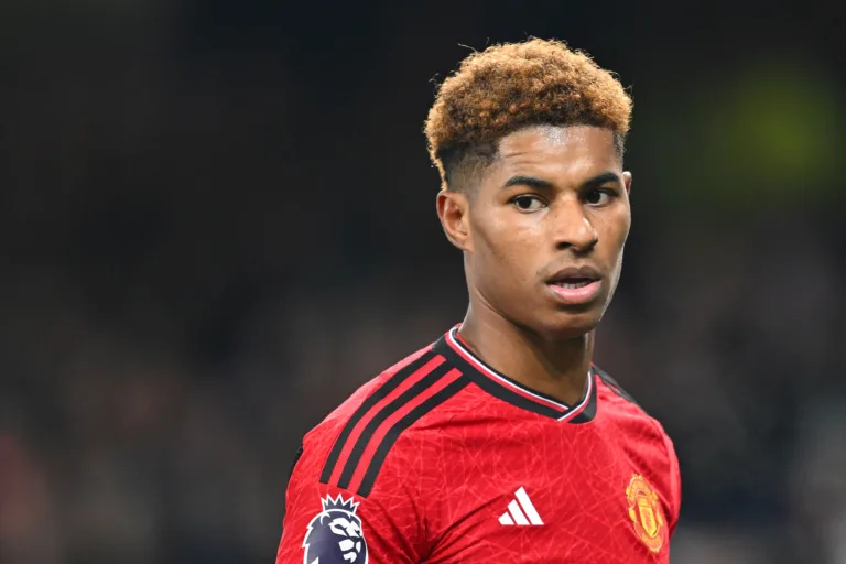 Marcus Rashford é dispensado do Manchester United; confira os detalhes