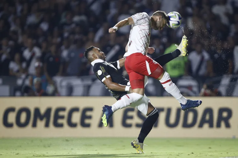Red Bull Bragantino empata com o Vasco e Cruzmaltino conquista a virada; veja os gols