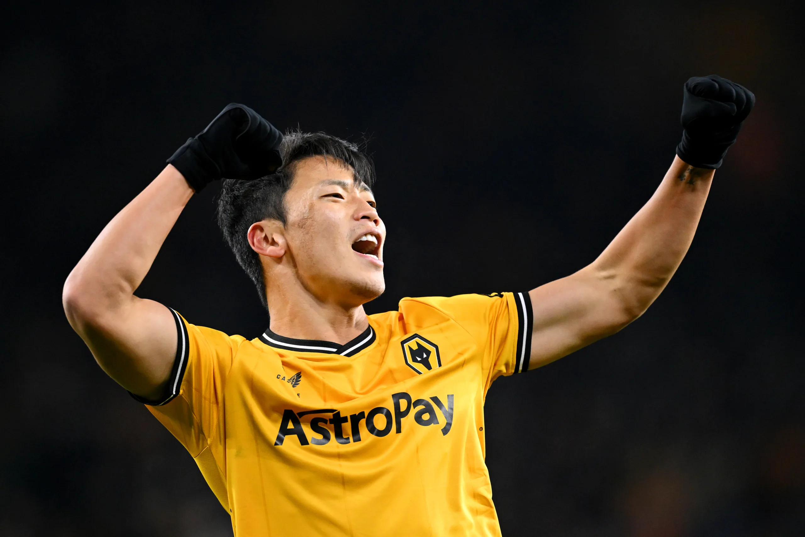 Burnley vacila e cede o primeiro gol para o Wolverhampton; assista