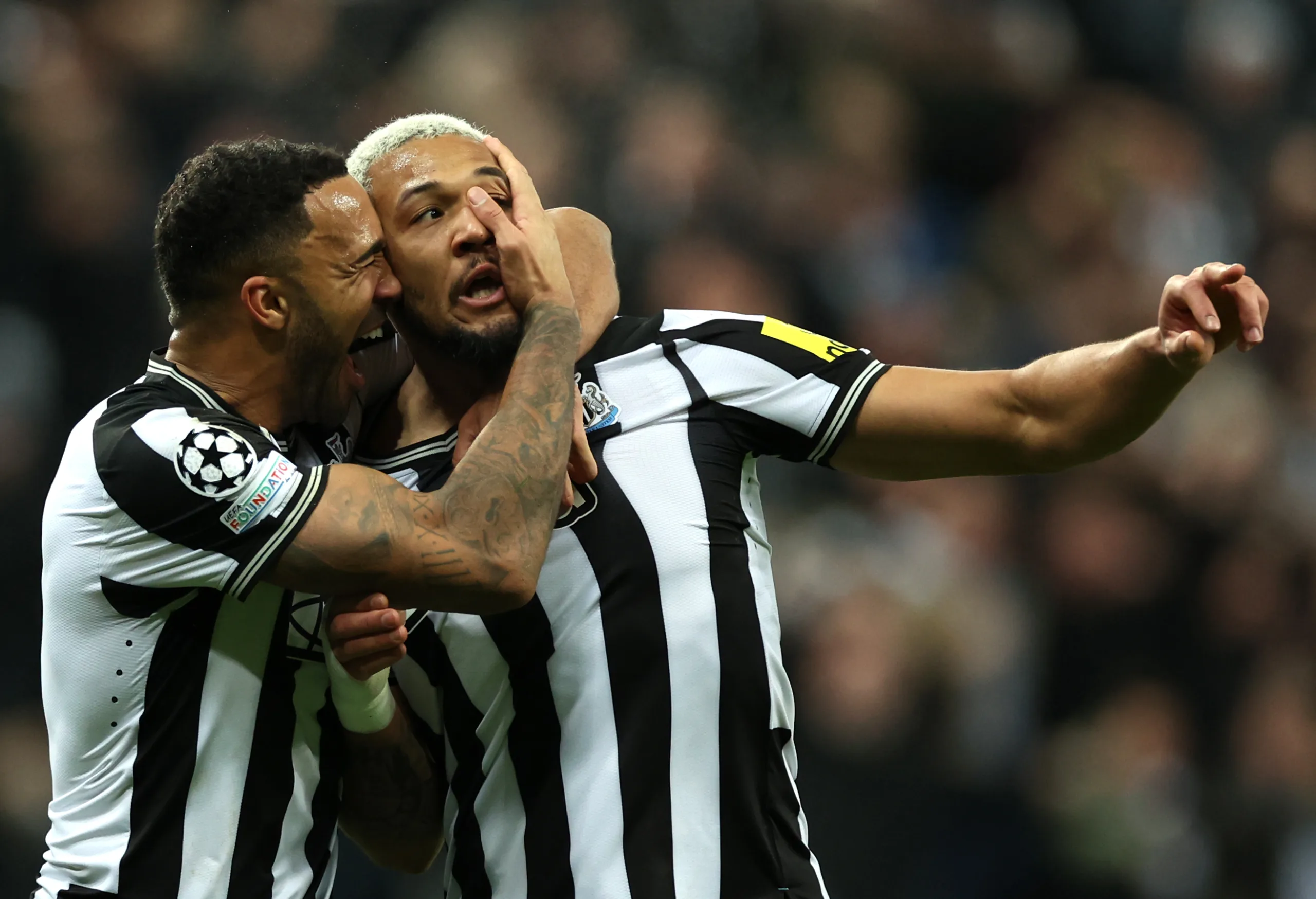 Brasileiro busca a vantagem do Newcastle contra o Milan; assista
