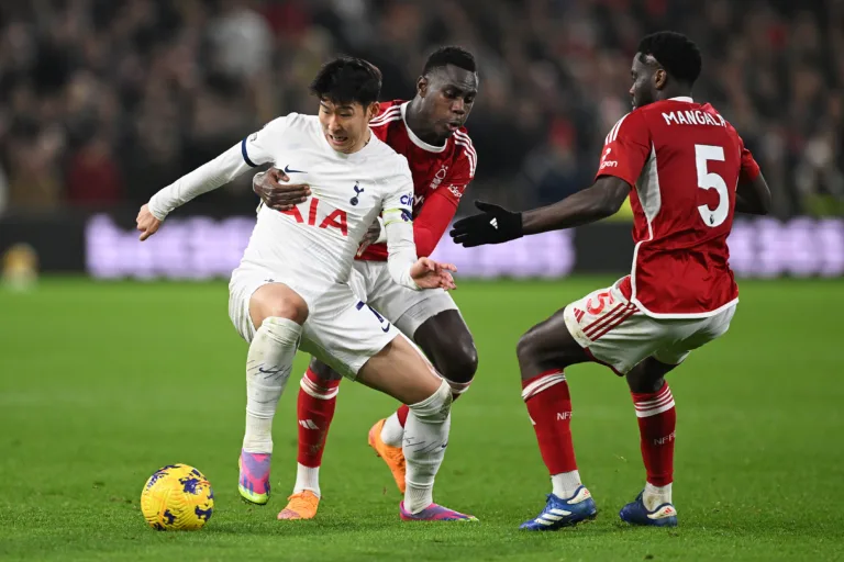 Richarlison marca e Tottenham conquista vitória sobre o Nottingham Forest