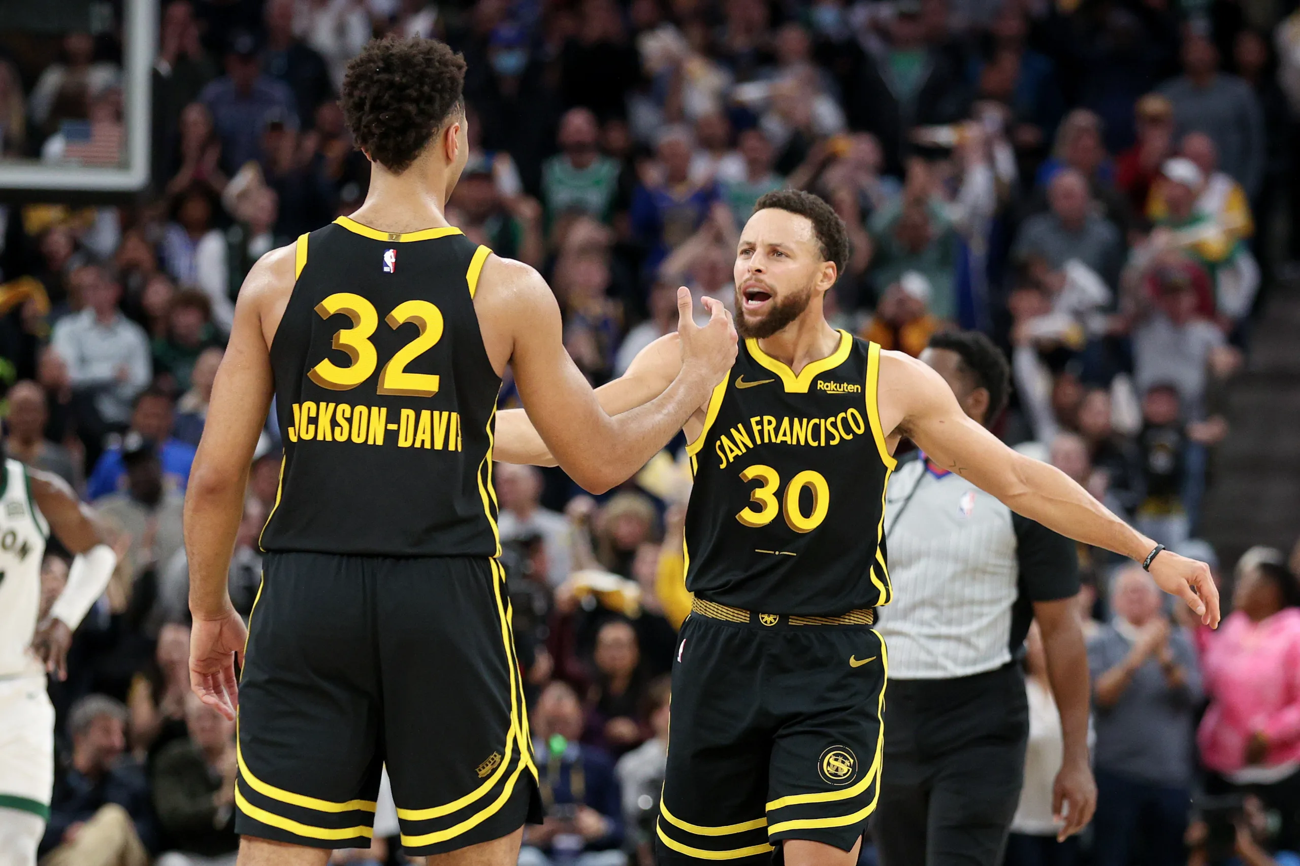NBA: Warriors progridem com Curry e garantem vitória sobre os Celtics