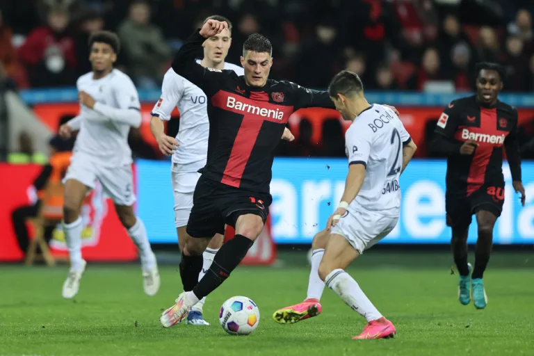 Com direito a hat-trick, Bayer Leverkusen goleia Bochum pela Bundesliga