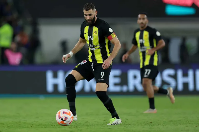 Benzema toma decisão após ofensas por pênalti cometido em derrota do Al-Ittihad