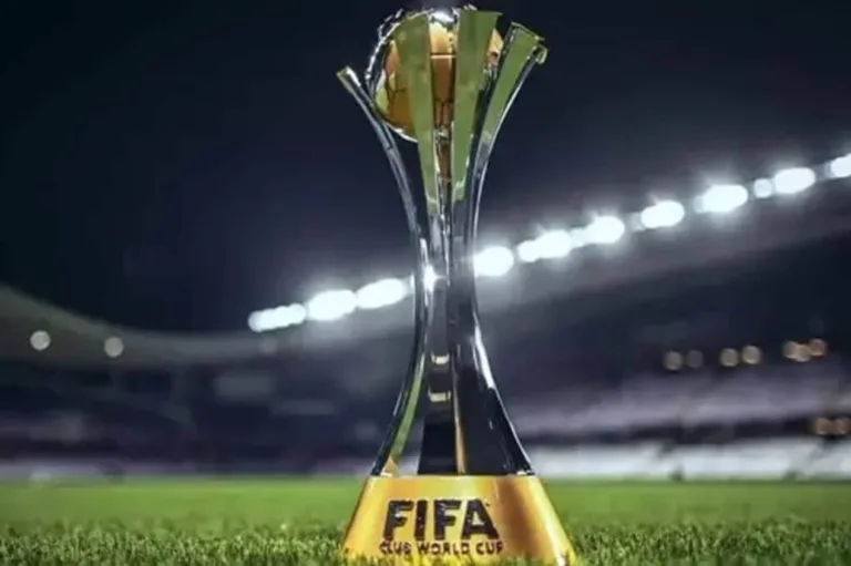 Premiação por disputar o Super Mundial é igual a premiação da Libertadores, Brasileiro e Copa do Brasil somados