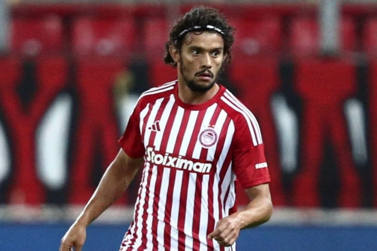 Flamengo disputa com dois clubes a contratação de Gustavo Scarpa