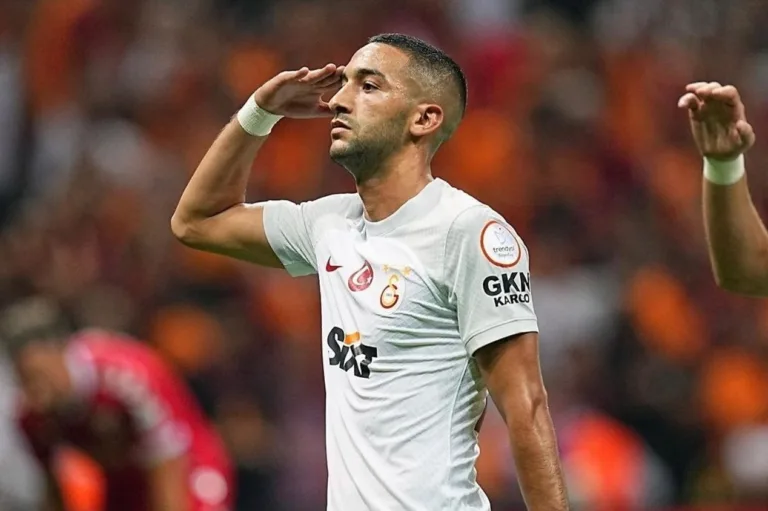Ziyech, do Galatasaray, fala sobre passagem conturbada pelo Chelsea