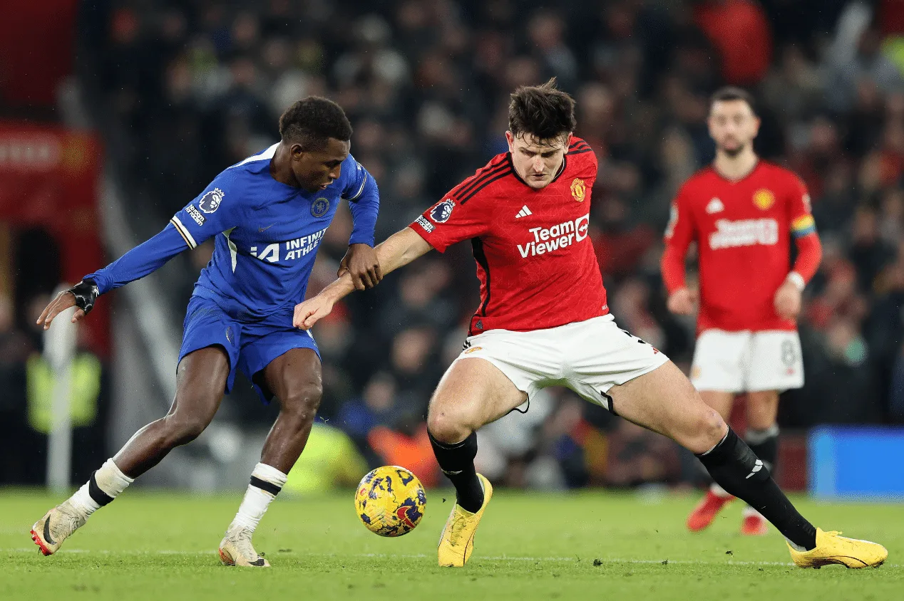 Harry Maguire premiado por ter paciência: “No futebol, não dá para passar sem sentar no banco”