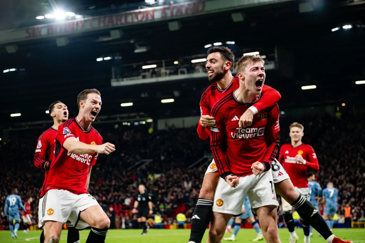 Após virada na Premier Legue, Manchester United vive dia de troca de elogios