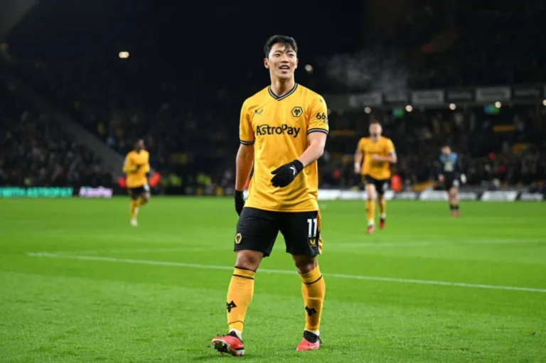 Campeonato inglês: confira o jogo de hoje (24/12)