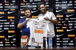 Gestão de Duílio no Corinthians teve mais de 160 saídas; relembre