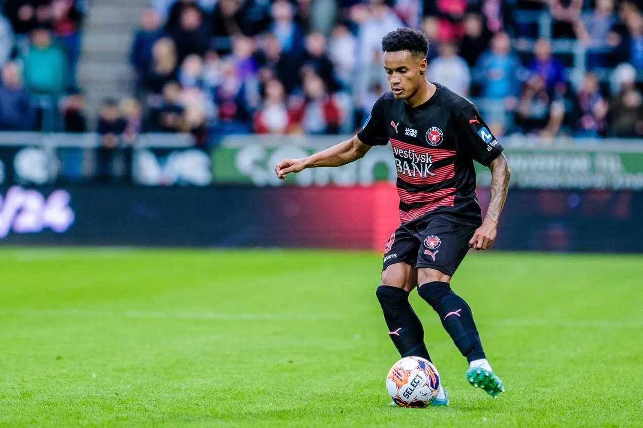 Bahia quer repatriar jogador que atua no FC Midtjylland, na Dinamarca