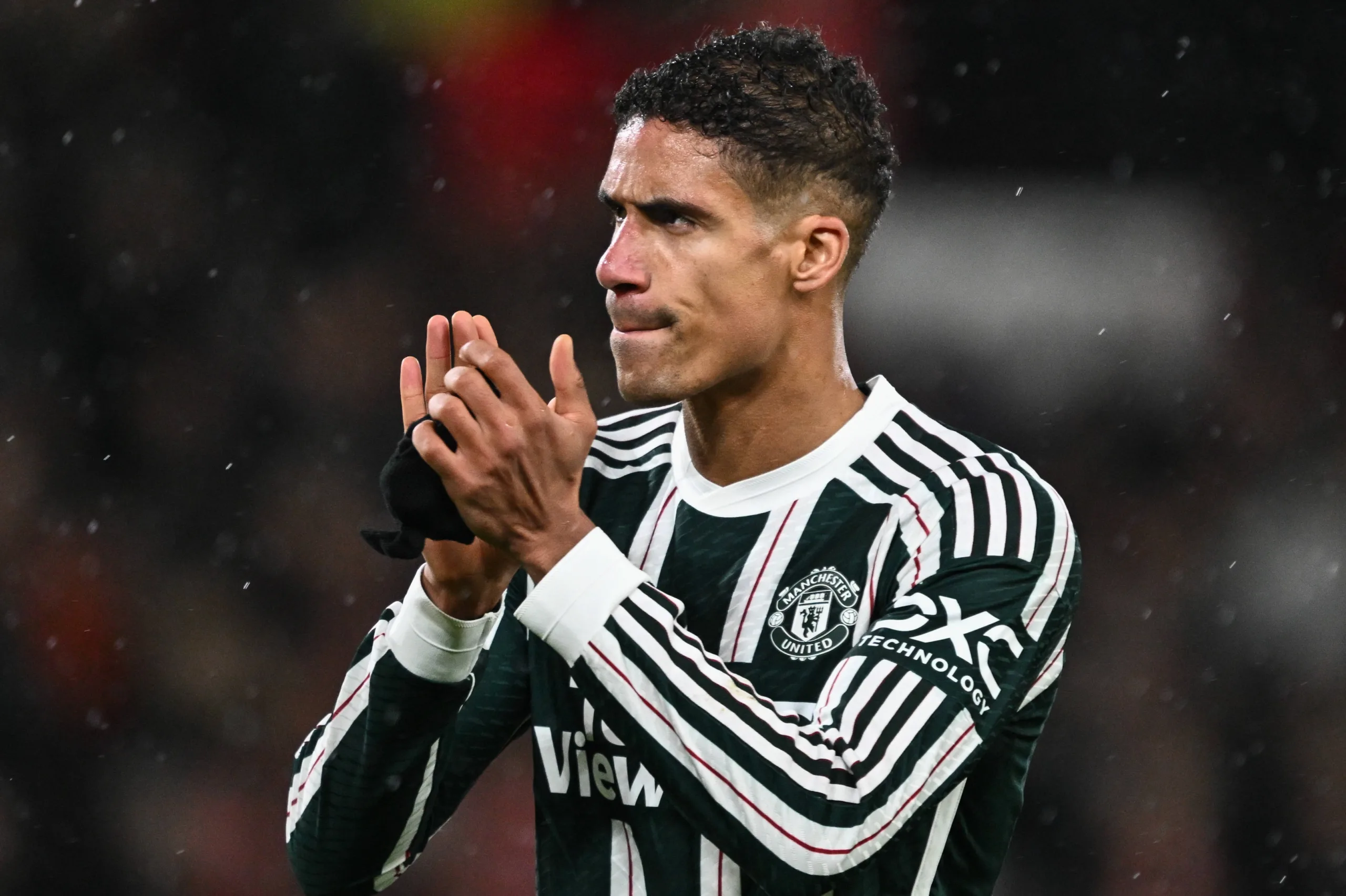 Manchester United libera Varane para negociar transferência; veja detalhes