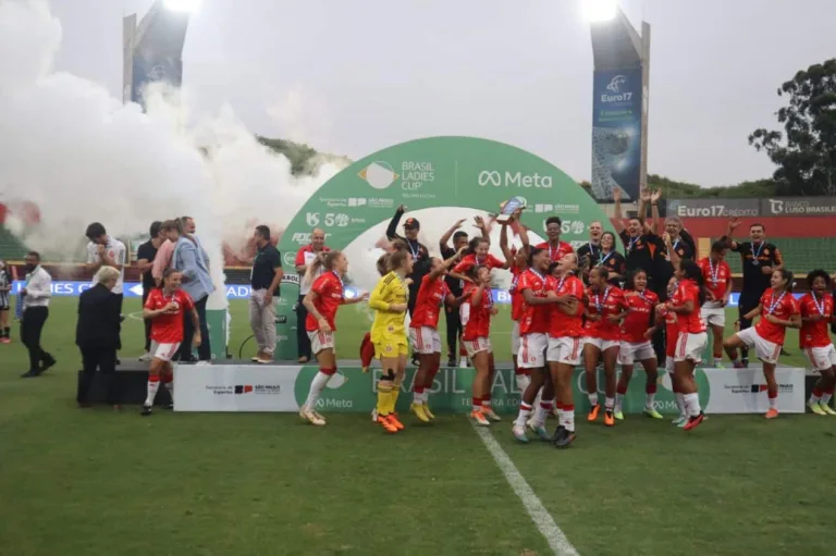 Campeão da Brasil Ladies Cup, Internacional aumenta investimento no futebol feminino