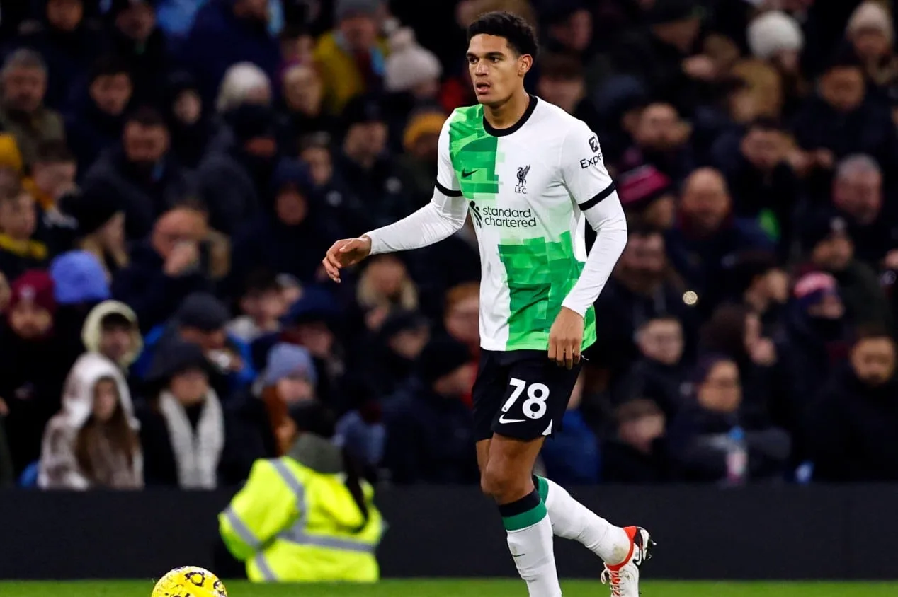 Joia do Liverpool impressiona Virgil van Dijk: “É um talento enorme”