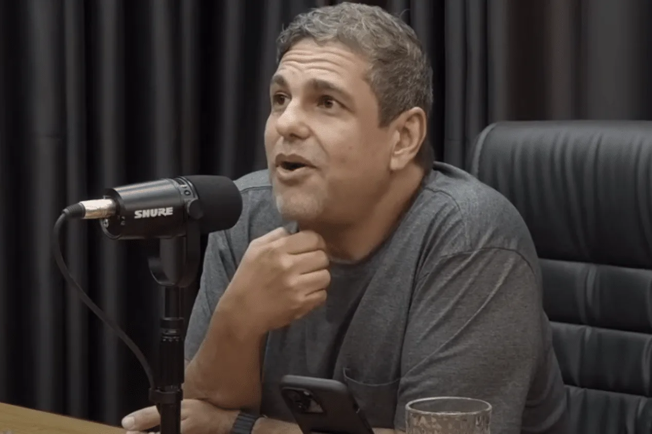 João Guilherme surpreende e indica campeão Mundial de Clubes