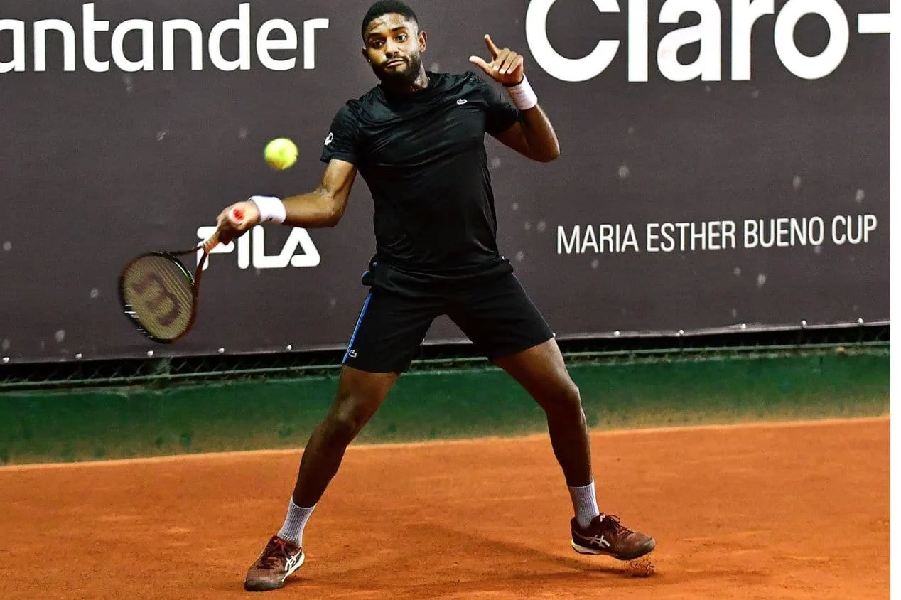 Quatro brasileiros largam bem no qualificatório do Rio Open