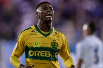 Neto deixou recado sobre Jonathan Cafú.