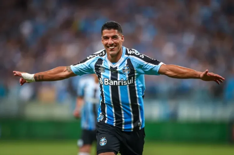 Grêmio segue em busca de substituto de Luis Suárez no mercado da bola