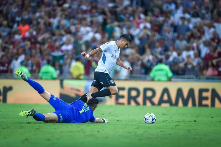 Suárez, Rodrigo Caio e mais: veja saídas confirmadas no Brasileirão Série A