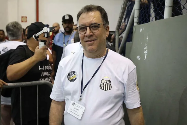 Santos pode receber novo transfer ban; entenda o motivo Santos pode receber novo transfer ban; entenda o motivo