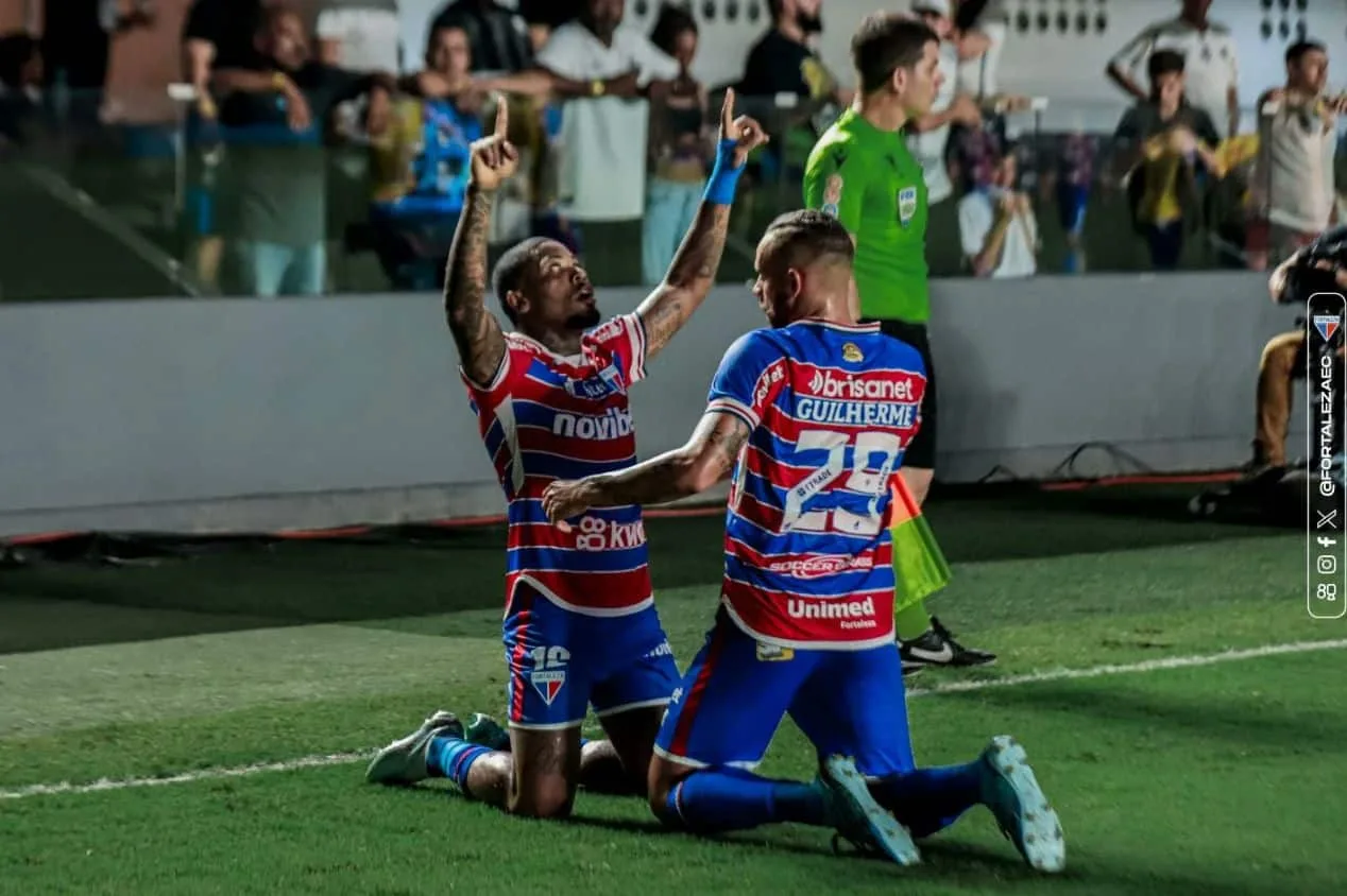 Gol, vaias e rebaixamento: Marinho tem reencontro com torcedores do Santos na Vila Belmiro