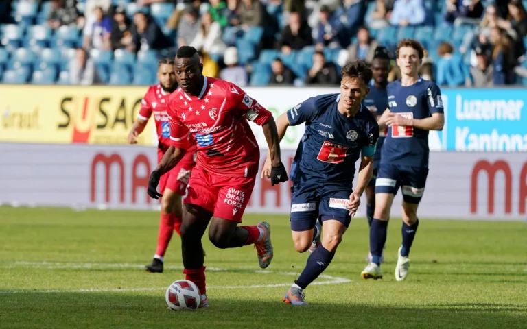 Mario Balotelli diz que Lautaro Martínez é melhor que Lewandowski