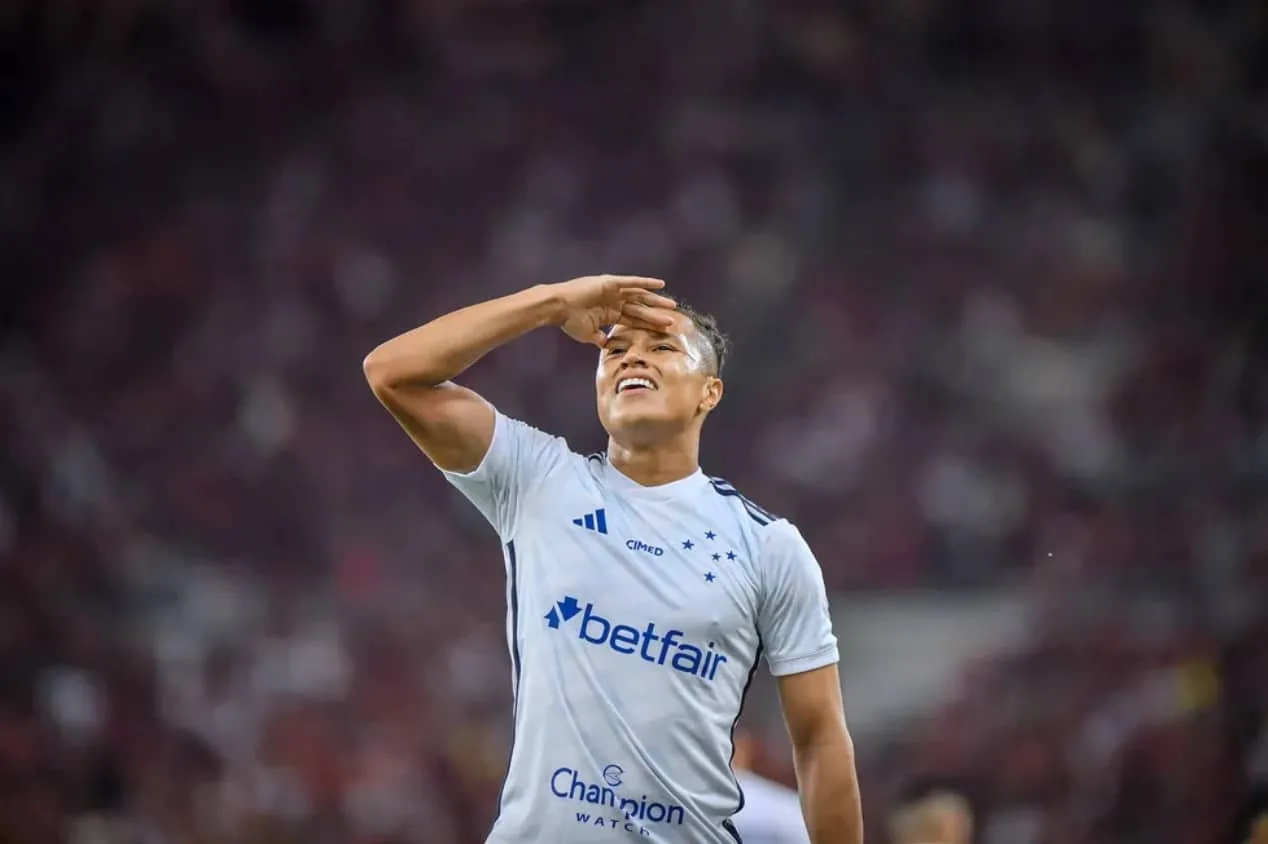 Cruzeiro: lateral Marlon está na mira de SPFC e Internacional