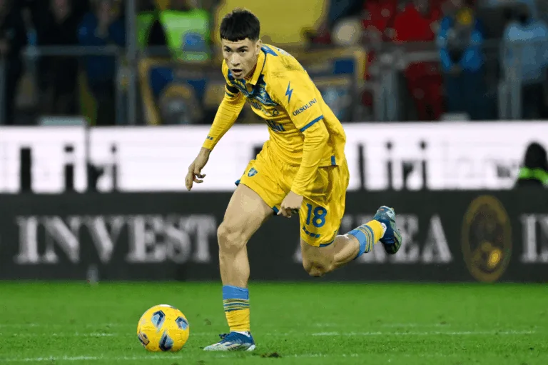 Mercado da bola: jovem atacante da Juventus na mira do Newcastle United