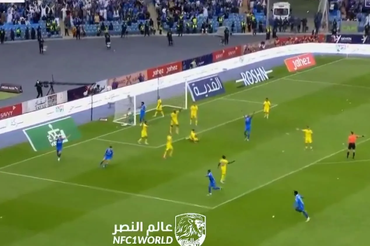 Mitrovic marca o segundo do Al-Hilal contra o Al-Nassr no clássico do Campeonato Saudita