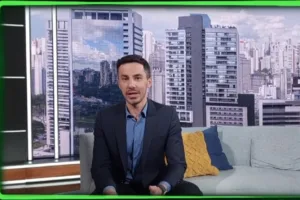 Bruno Vicari responde se o Palmeiras brigaria por títulos jogando na Europa