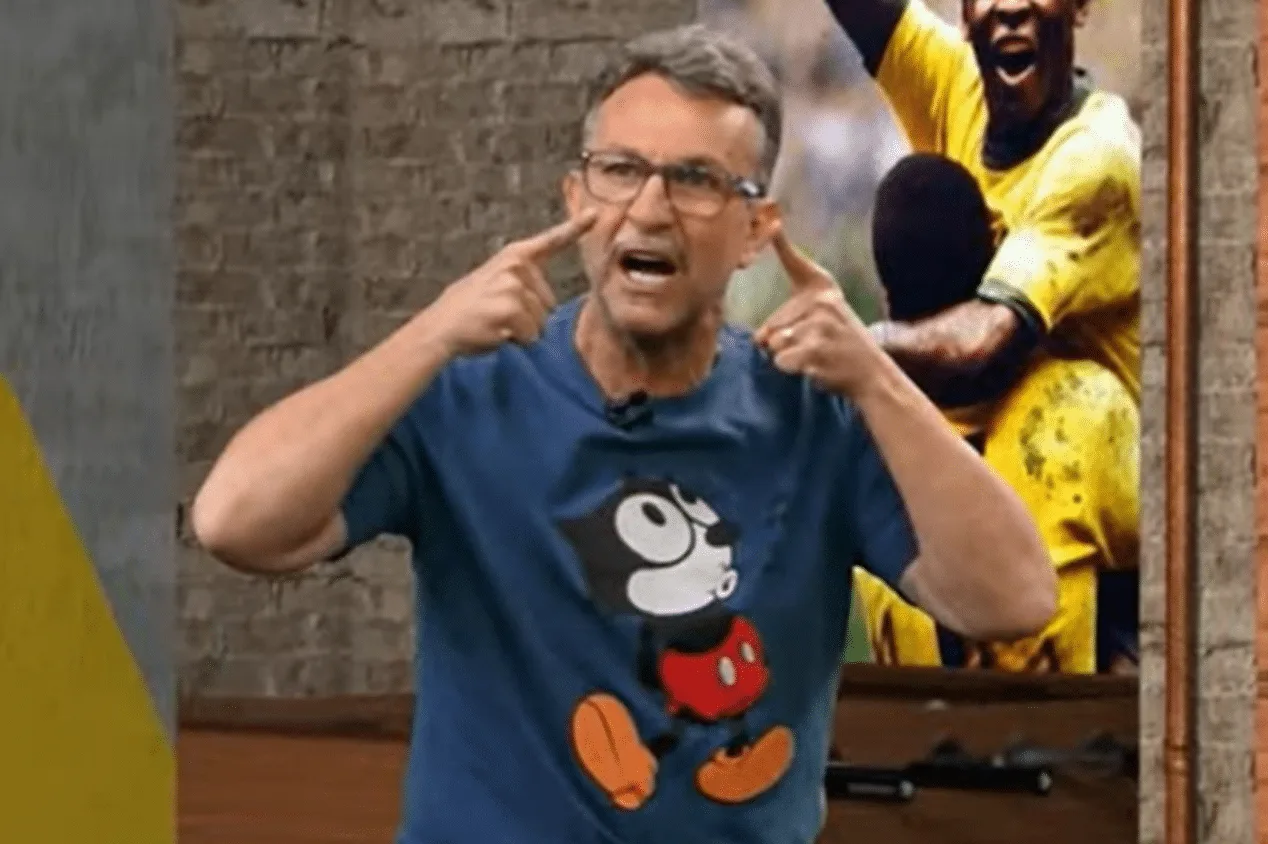 Craque Neto exalta ex-lateral da seleção: “O maior de todos os tempos”