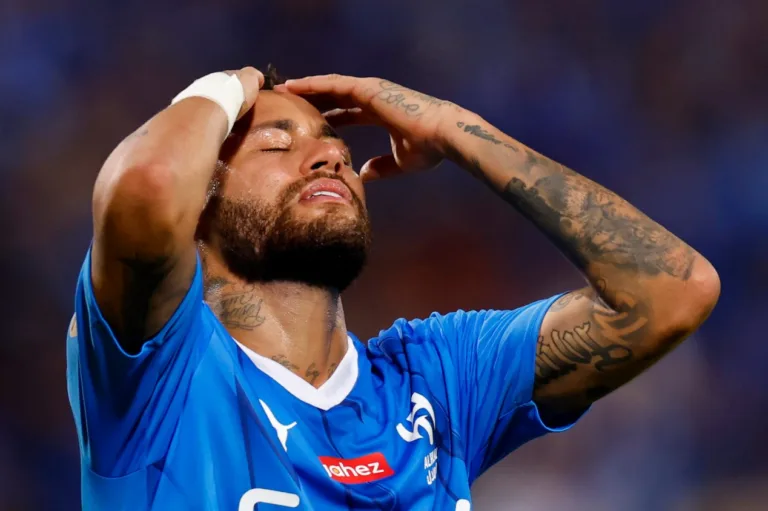 Saída do PSG, lesões e mais: veja como foi a temporada de Neymar em 2023