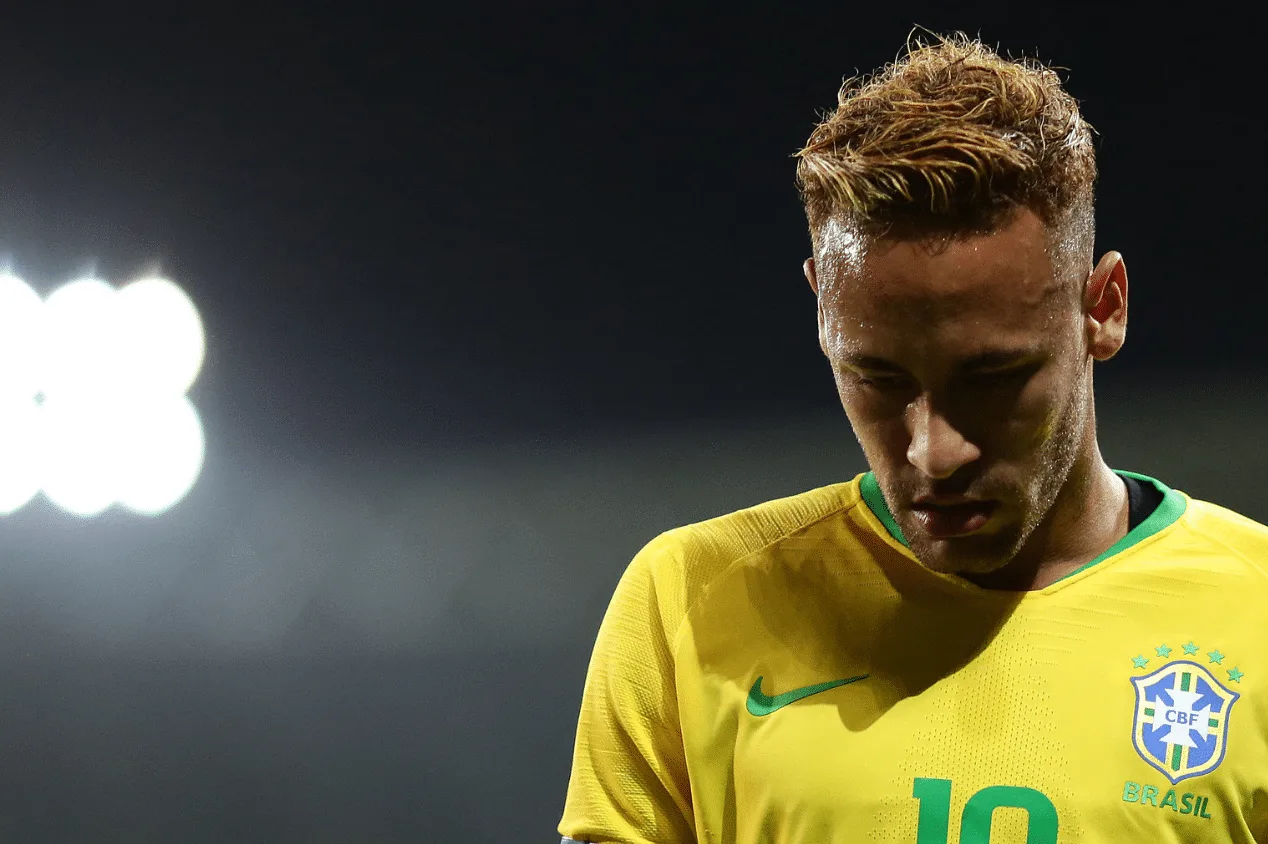 Neymar fica de fora de lista dos 100 melhores do mundo; veja os brasileiros