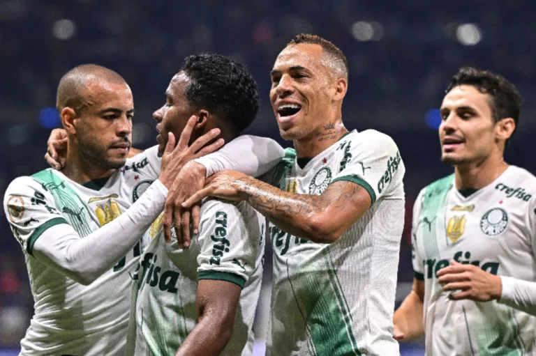 Palmeiras empata com o Cruzeiro e confirma título no Brasileirão 2023