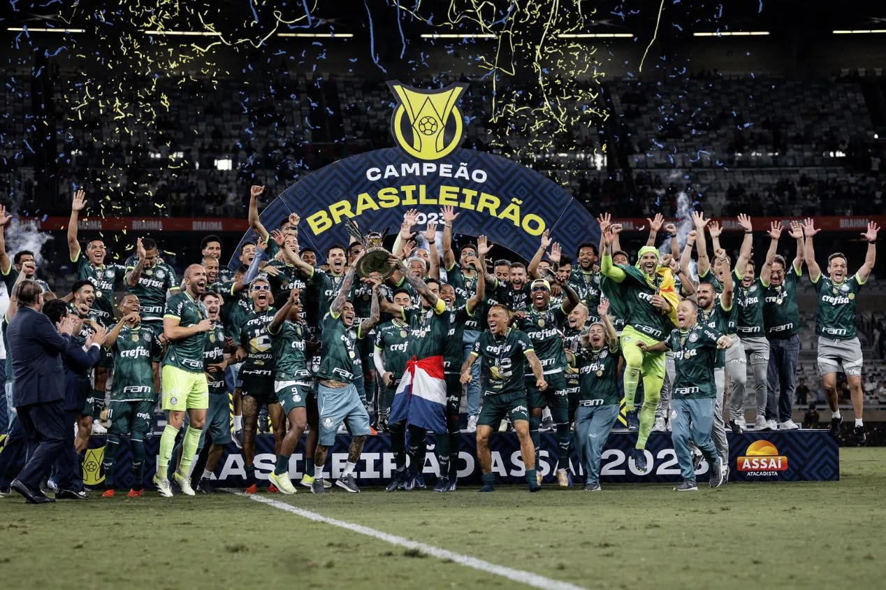 Ousadia, resiliência e organização: Palmeiras não é o campeão brasileiro de 2023 por acaso