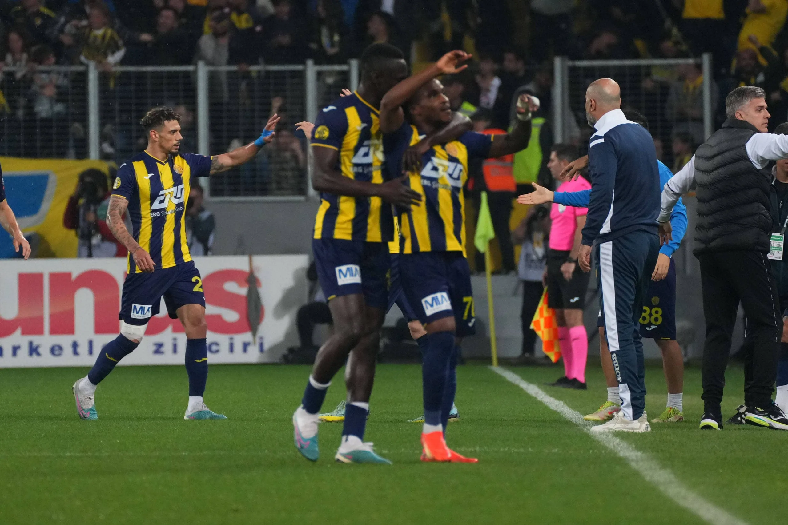 Palpite Ankaragücü x Rizespor – Campeonato Turco – 11/12/2023