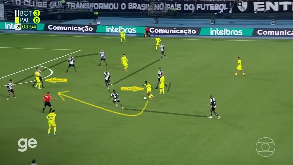 Mesmo com onze jogadores, o Botafogo sofreu para conter os avanços de Endrick e a imposição física de um Palmeiras redivivo no segundo tempo. Foto: Reprodução / TV Globo / GE