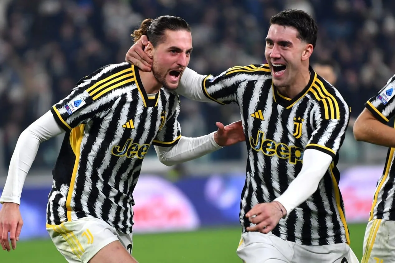 Juventus vence a Roma e encosta na líder Inter de Milão no Campeonato Italiano