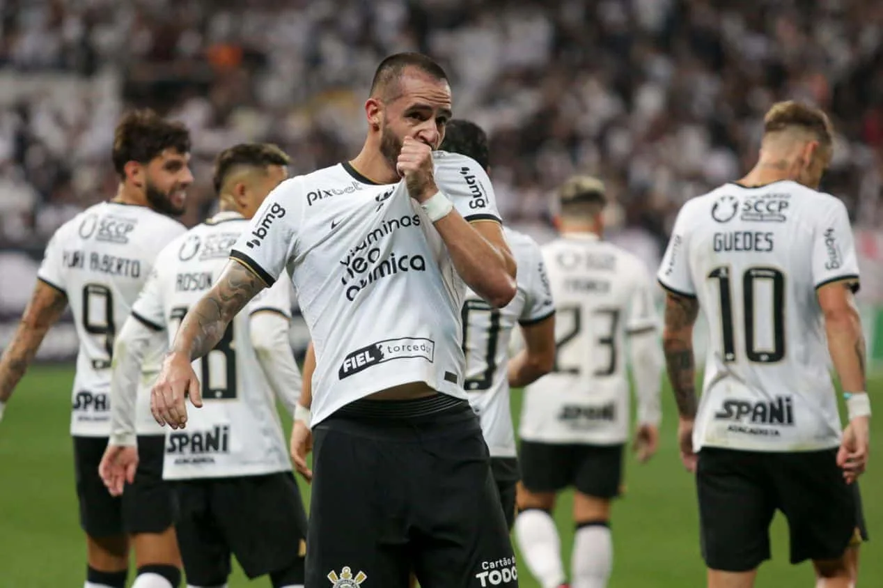 PVC detalha situação entre Corinthians e Renato Augusto