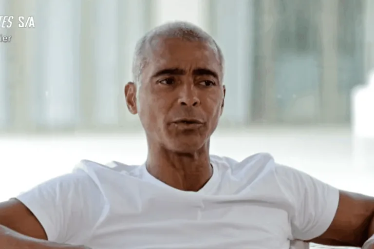 Romário reforça elogio a treinador de time do Brasileirão: “O melhor”