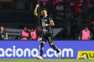 Corinthians se despede de 2023 com vitória sobre o Coritiba
