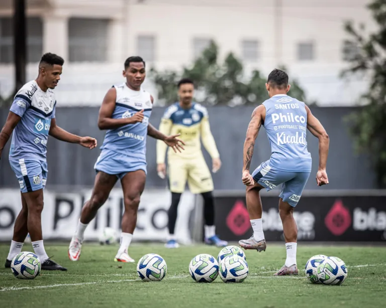 Veja a provável escalação do Santos diante do Fortaleza