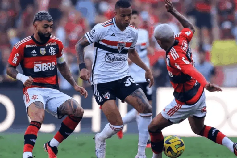 São Paulo x Flamengo: onde assistir AO VIVO ao jogo do Brasileirão
