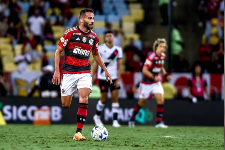 Corinthians abre negociação para contratar Thiago Maia, do Flamengo
